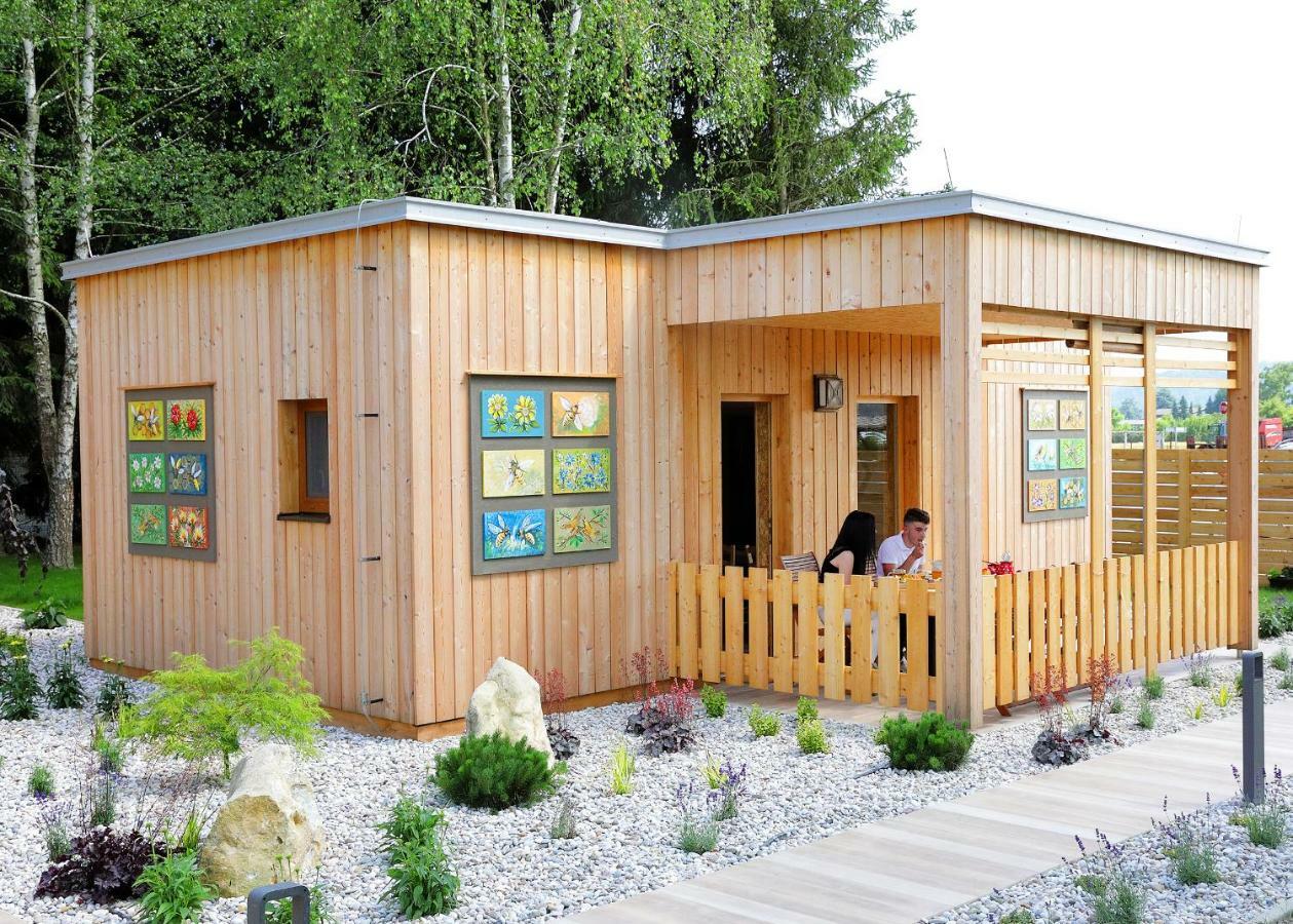 Dobova Honey Paradise Glamping Resort מראה חיצוני תמונה